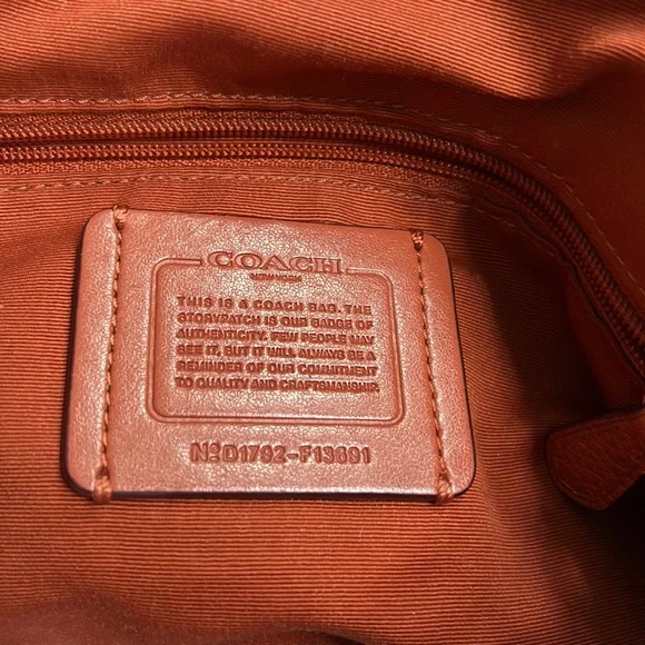 Coach Lexy F13691 Purse - Picture 6 of 10